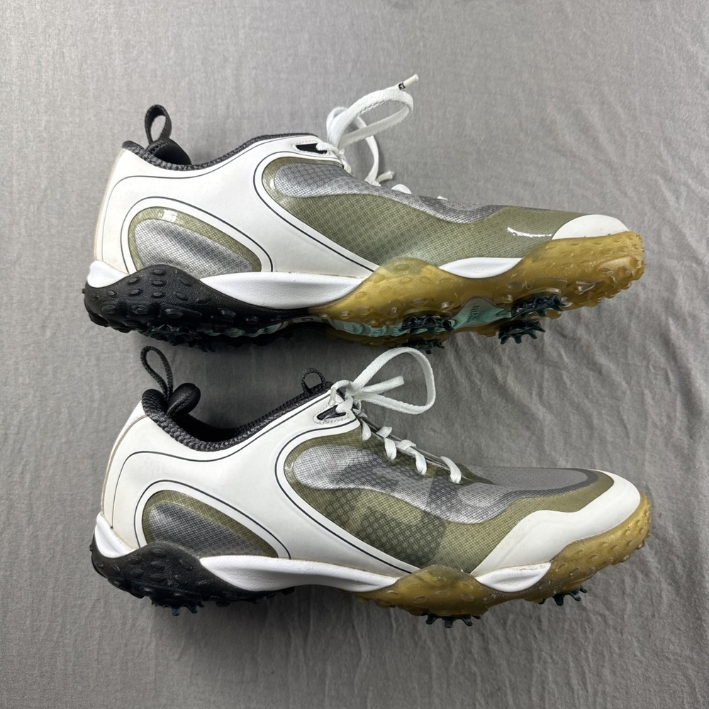 FootJoy Freestyle 57330 Golf Shoes Mens 10.5 White Gray Soft Spike Cleats READ